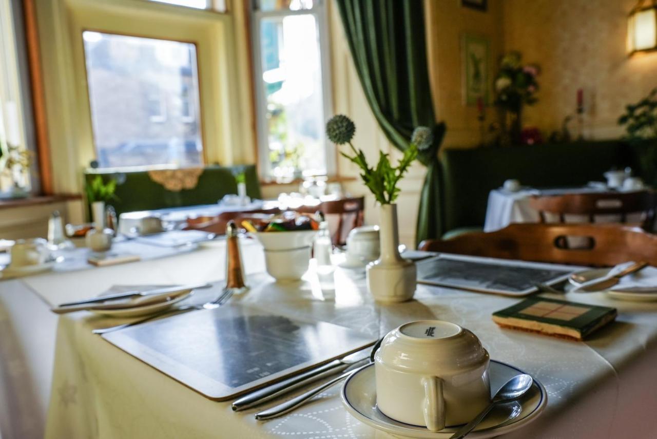 Rosehall Hotel Единбург Екстериор снимка
