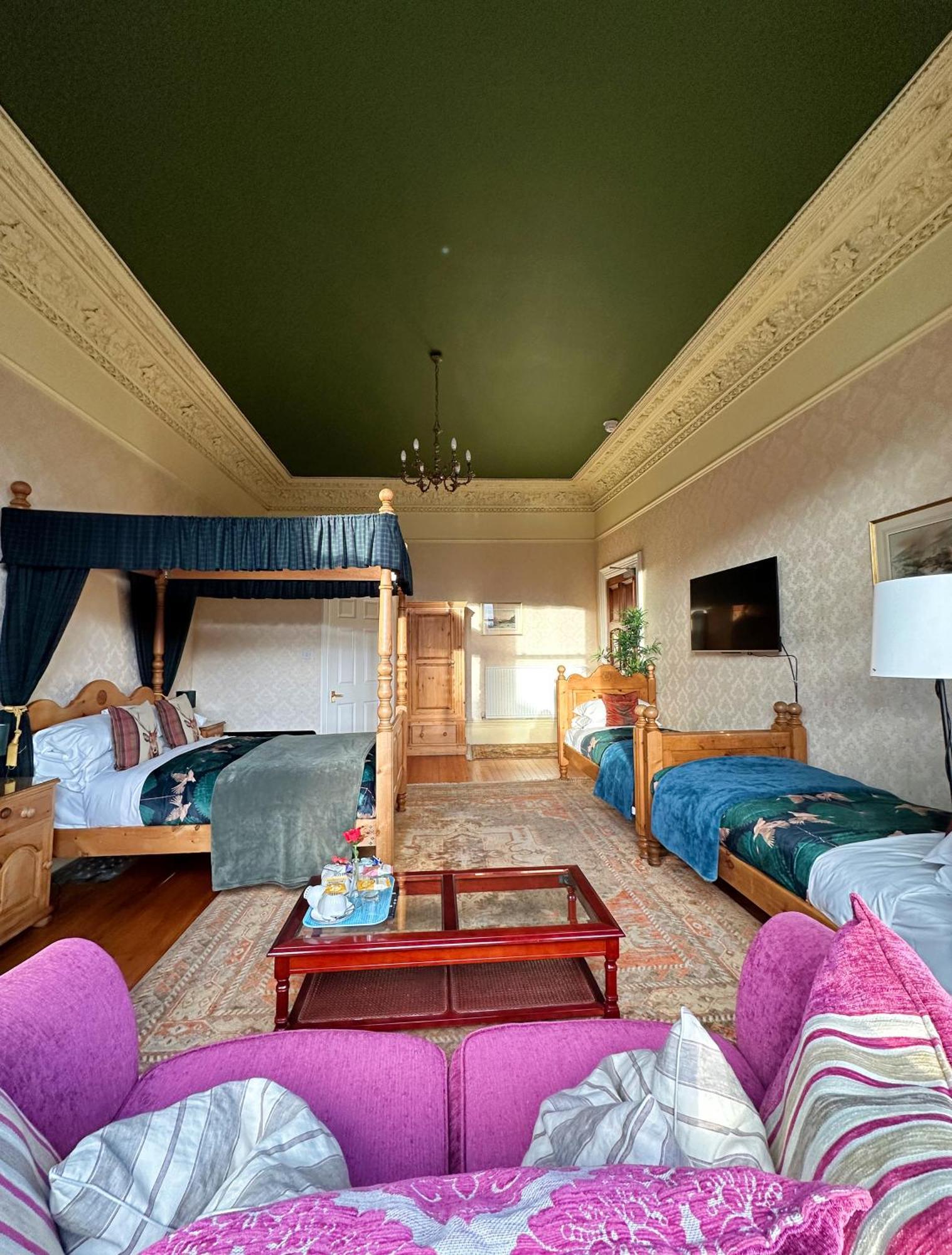 Rosehall Hotel Единбург Екстериор снимка