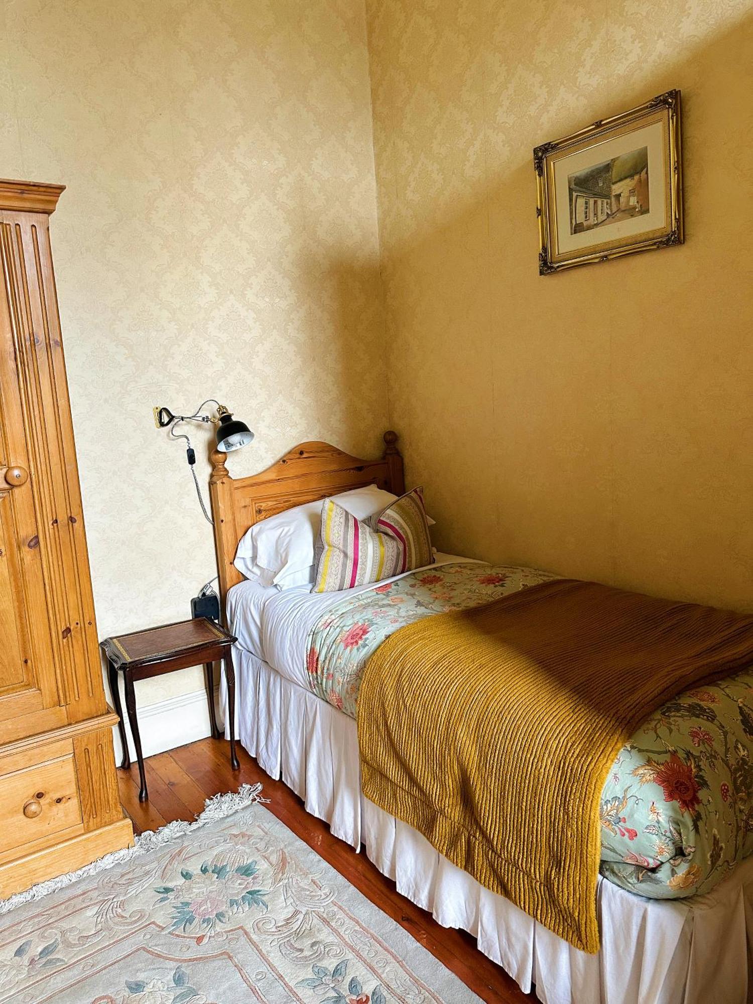 Rosehall Hotel Единбург Екстериор снимка
