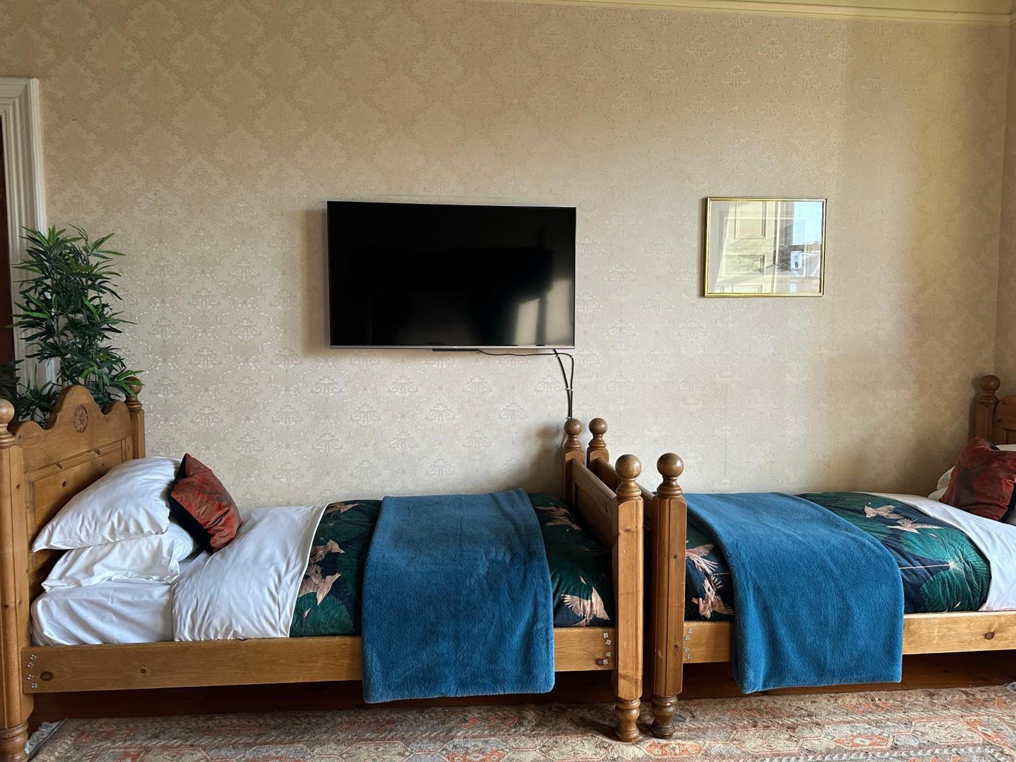 Rosehall Hotel Единбург Екстериор снимка