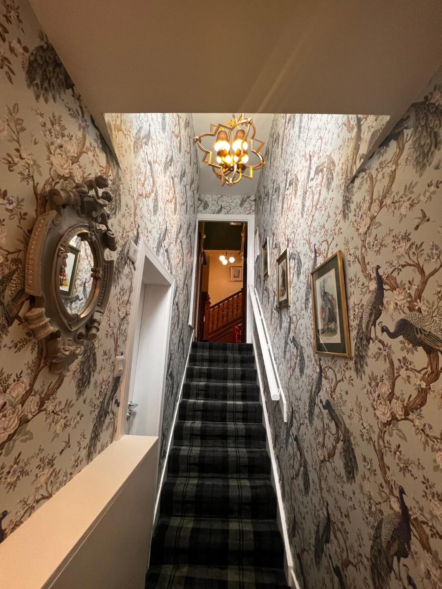 Rosehall Hotel Единбург Екстериор снимка