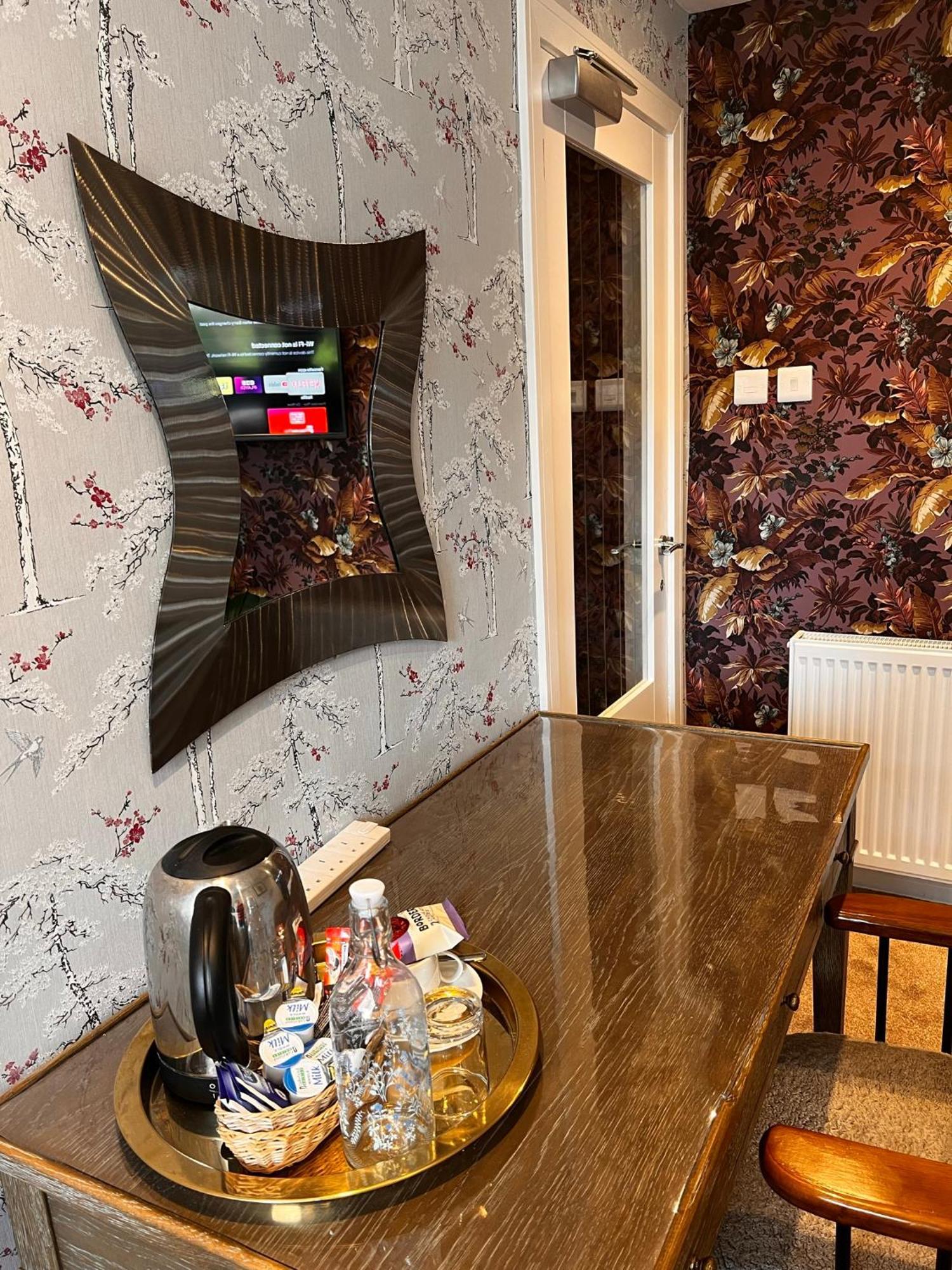 Rosehall Hotel Единбург Екстериор снимка